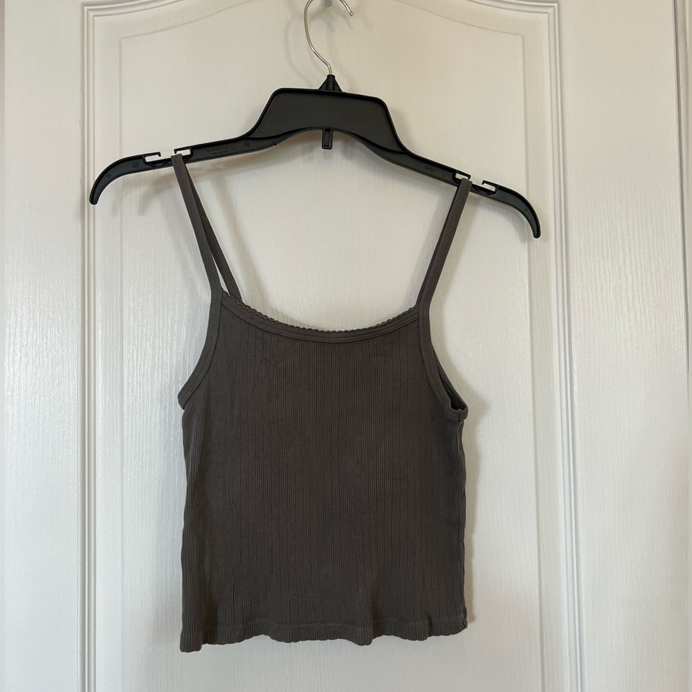 Gray tank top